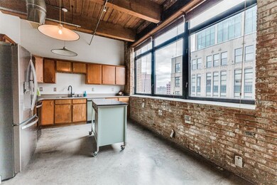 Bonus kitchen island