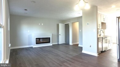 2277 Anvil Ln, Temple Hills, MD 20748 - photo 7