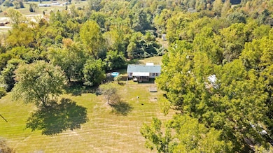 12499 Tarlton Rd, Circleville, OH 43113 - photo 6