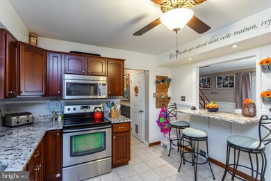 134 Colonial Ave, Norristown, PA 19403 - photo 7