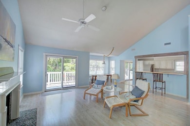 Volume ceilings & lots of light!