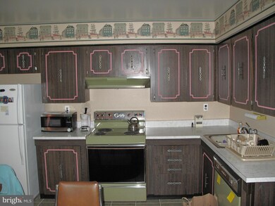 8923 Turkey Hill Rd, La Plata, MD 20646 - photo 3