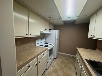 3605 Poplar St, Terre Haute, IN 47803 - photo 6