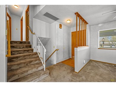 12800 SW Park Way, Portland, OR 97225 - photo 2