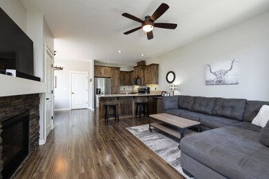 3351 SW 28th St 7 of 22