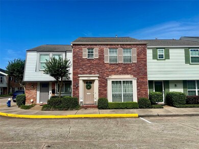 Exterior & Grand Entrance
Curb Appeal at Its Fine