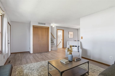 41 Williams Cir, Hills, IA 52235 - photo 4