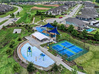 Fairwater offers great family amenities that include a pavilion, splashpad, covered playground, courts, and trails.