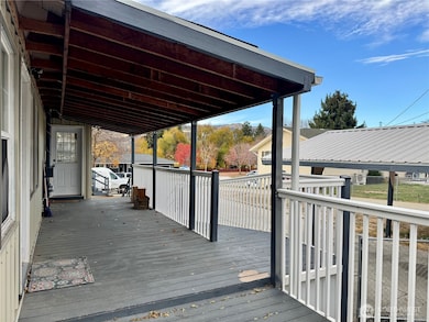 705 Spruce St, Coulee Dam, WA 99116 - photo 5