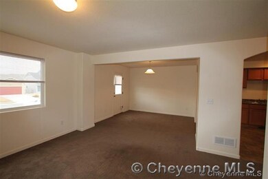 5014 Rock Springs St, Cheyenne, WY 82001 - photo 6