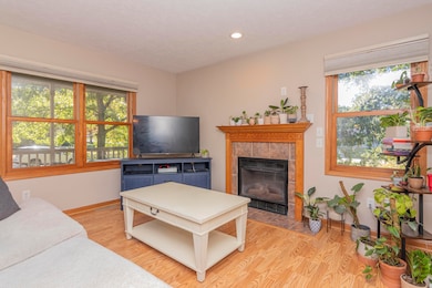 3894 Whitney Ct unit 9, Kalamazoo, MI 49009 - photo 6