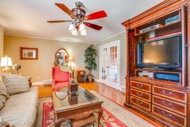 906 Mcarthur St, Manchester, TN 37355 - photo 4