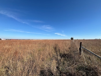 9815 S Rock Rd, Valley Center, KS 67147 - photo 3