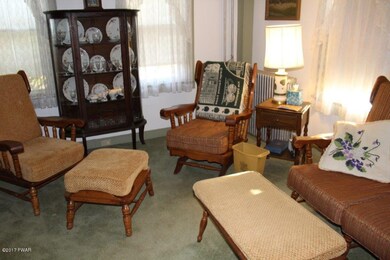 643 Paupack St, Hawley, PA 18428 - photo 7