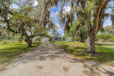 1108 64th Street Ct E, Bradenton, FL 34208 - photo 2