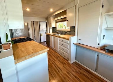 1010 E Bobier Dr unit 112, Vista, CA 92084 - photo 5