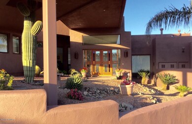 Beautifully Landscaped Courtyard