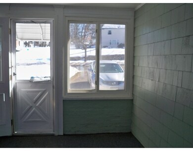 470 Roosevelt Ave, Springfield, MA 01118 - photo 4