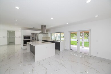 1070 SW 128th Dr, Davie, FL 33325 - photo 7