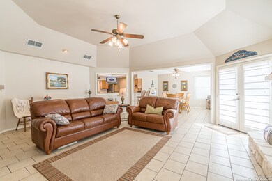 20620 Low Bluff Rd, Helotes, TX 78023 - photo 7