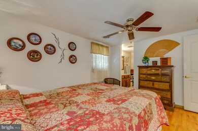 468 Householder Rd, Hedgesville, WV 25427 - photo 4