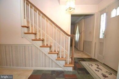 1023 W Areba Ave, Hershey, PA 17033 - photo 4