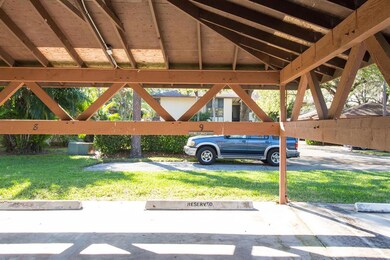 7571 Greenlake Way Apt D