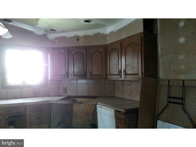 211 Evergreen Ave, Oaklyn, NJ 08107 - photo 5