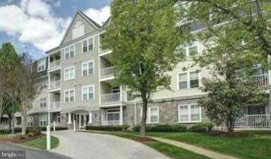 Park Place unit 203, Frederick, MD 21701 - photo 2