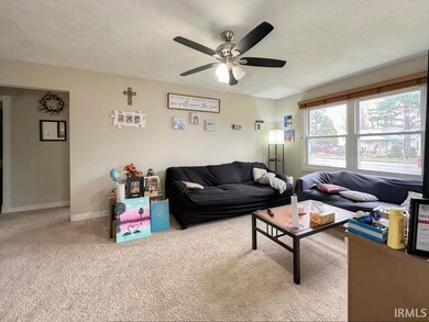 916 Mill St, Tipton, IN 46072 - photo 2