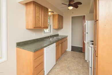 1224_Calhoun-02