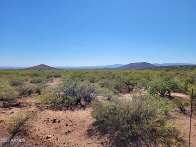 36 Acres N. Stagecoach Pass