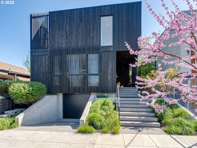 3112 SE 36th Ave, Portland, OR 97202 - photo 2