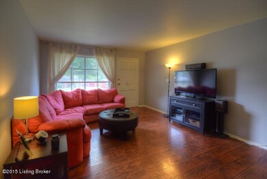 2716 Tregaron Ave-08