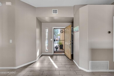 05-Entryway