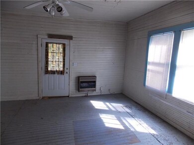 140 Caney Hollow Rd, Linden, TN 37096 - photo 6