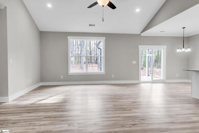 121 Ashley Dr, Pelzer, SC 29669 - photo 4