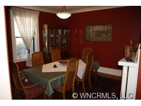 Formal dining room