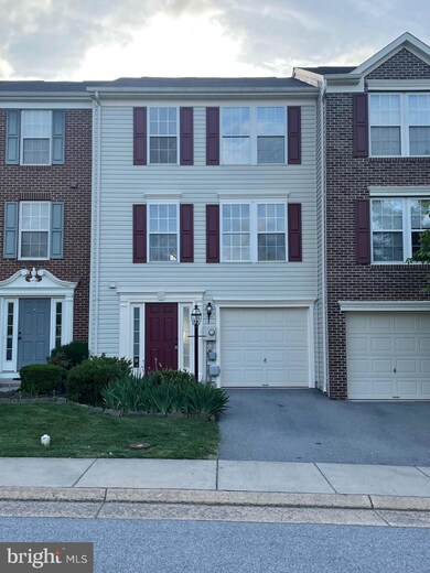 1237 Mare St, Ranson, WV 25438 - photo 2