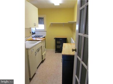 74 E Greenwood Ave unit 2ND FL, Lansdowne, PA 19050 - photo 6