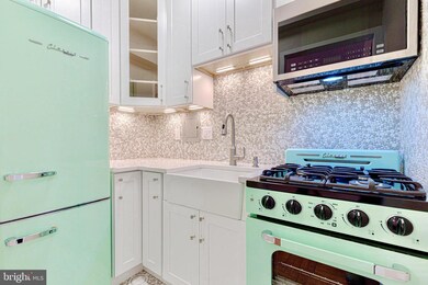 General Scott Apartments unit 618, Washington, DC 20036 - photo 6