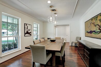 10231 Candlewood Dr, Houston, TX 77042 - photo 4