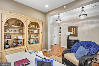 42867 Beaver Crossing Square, Ashburn, VA 20148 - photo 4