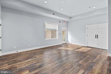 342 W Queen Ln unit 2, Philadelphia, PA 19144 - photo 6