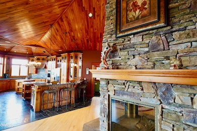 903 9th Ave SW, Jamestown, ND 58401 - photo 7