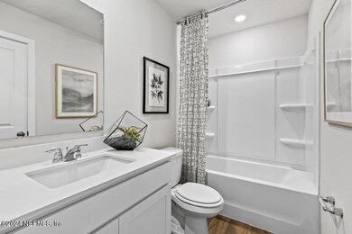 Crescent 2nd bath - Model