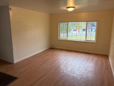 310 Iowa St, Klamath Falls, OR 97601 - photo 4