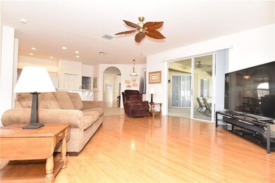 This home has the open floor plan you've been look