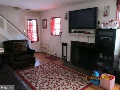 1411 N 13th St, Reading, PA 19604 - photo 7