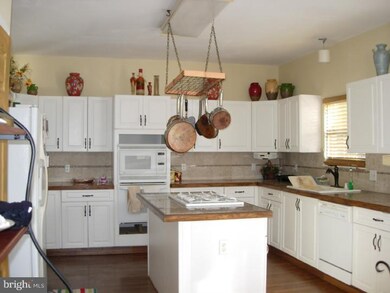 319 Meadow Glen Dr, Bear, DE 19701 - photo 6